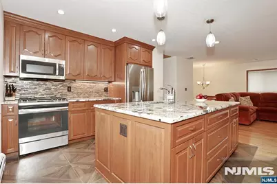 17 Marinus Street, Rochelle Park Township, NJ 07662 - Photo 14