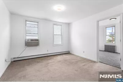 512 3rd Avenue, Lyndhurst Township, NJ 07071 - Photo 22