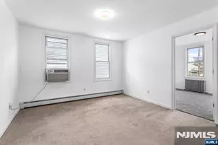 512 3rd Ave, Lyndhurst Township, NJ 07071 - Photo 22