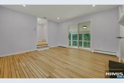 516 Harriet Place, Franklin Lakes, NJ 07417 - Photo 12