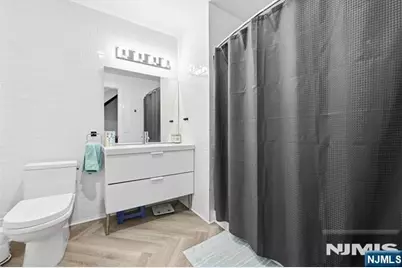 142 Charles Street 403 #403, Jersey City, NJ 07307 - Photo 8