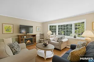 561 Bernita Dr, River Vale Township, NJ 07675 - Photo 6