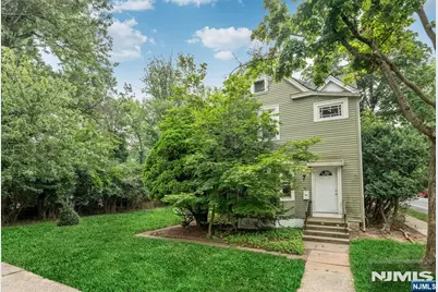 7 Hardenburgh Avenue, Demarest, NJ 07627 - Photo 4
