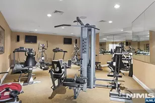 90 Park Ave 202, Park Ridge, NJ 07656 - Photo 22