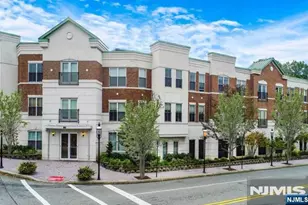 90 Park Ave 202, Park Ridge, NJ 07656 - Photo 1