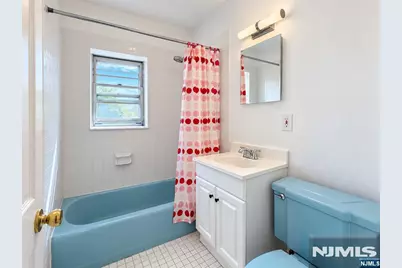 640 Franklin Avenue, Nutley, NJ 07110 - Photo 6