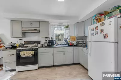 13 Allen Street 23 #23, Passaic, NJ 07055 - Photo 2