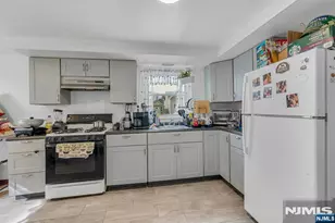13 Allen Street 23, Passaic, NJ 07055 - Photo 2