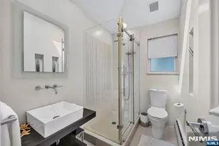 1026 Harvard Pl, Fort Lee, NJ 07024 - Photo 6