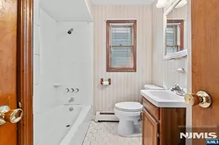 163 8th St, Bayonne, NJ 07002 - Photo 14
