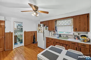 130 Rowland Ave, Clifton, NJ 07012 - Photo 14