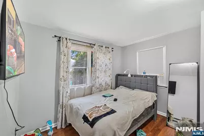 130 Rowland Avenue, Clifton, NJ 07012 - Photo 10