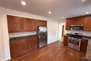 987 Pleasant Dr, New Milford, NJ 07646 - Photo 4