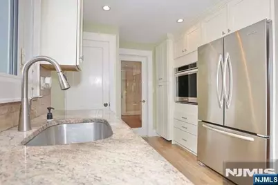 38 Windsor Road, Oradell, NJ 07649 - Photo 12