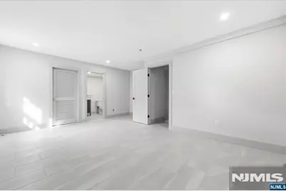 119 Cedar Street, Cliffside Park, NJ 07010 - Photo 32