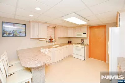 16 Park Street, South Hackensack Township, NJ 07606 - Photo 22