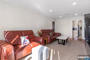 318 7th St, Saddle Brook Township, NJ 07663 - Photo 4