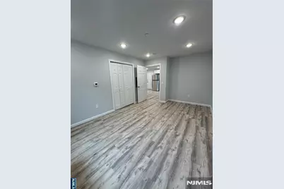 48 Spruce Avenue 309 #309, Ridgefield Park, NJ 07660 - Photo 8