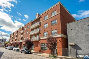 902 5th Street 406, Newark, NJ 07107 - Photo 2