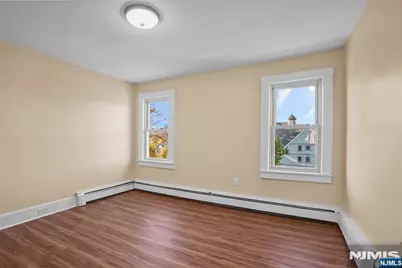 442 Lexington Avenue 3rd Fl #3rd Fl, Clifton, NJ 07011 - Photo 2