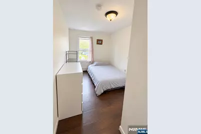 521 2nd Street, Bound Brook, NJ 08805 - Photo 4