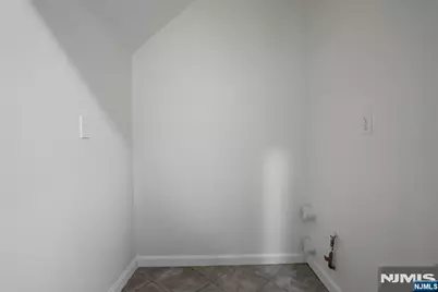 44 Wainwright Street 2 #2, Newark, NJ 07112 - Photo 18