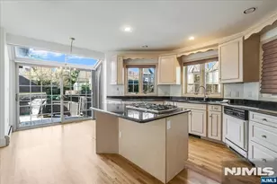 10 Kips Ridge C0010, Verona, NJ 07044 - Photo 10