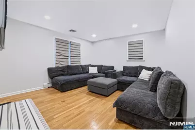 423 West Avenue, Northvale, NJ 07647 - Photo 14