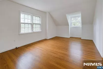 4-21 Saddle River Road 2 #2, Fair Lawn, NJ 07410 - Photo 4