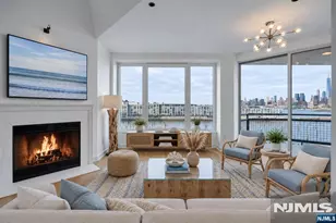 600 Harbor Blvd 1019, Weehawken, NJ 07086 - Photo 1