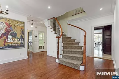 294 Oakwood Road, Englewood, NJ 07631 - Photo 8