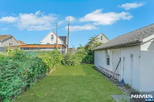 230 Lincoln Pl, Garfield, NJ 07026 - Photo 4