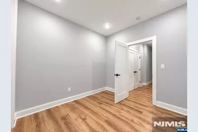 372 Main Street, Paterson, NJ 07505 - Photo 30