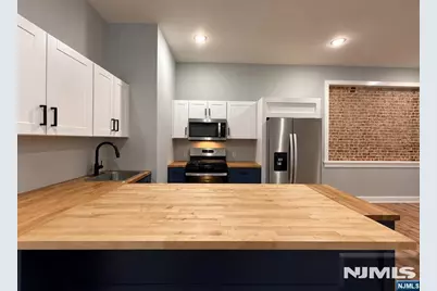 372 Main Street, Paterson, NJ 07505 - Photo 22