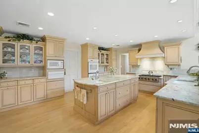 23 Ranch Road, Upper Saddle River, NJ 07458 - Photo 16