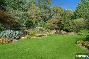 23 Ranch Rd, Upper Saddle River, NJ 07458 - Photo 36