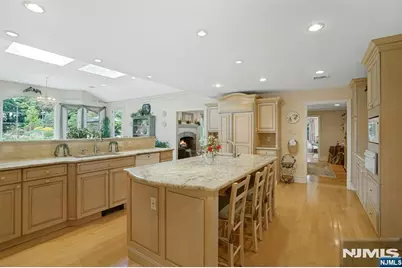 23 Ranch Road, Upper Saddle River, NJ 07458 - Photo 14