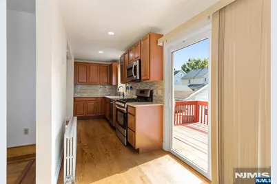 162 Chestnut Avenue, Bogota, NJ 07603 - Photo 10