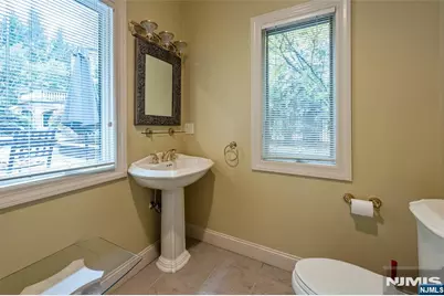 13 Great Hall Road, Mahwah, NJ 07430 - Photo 40
