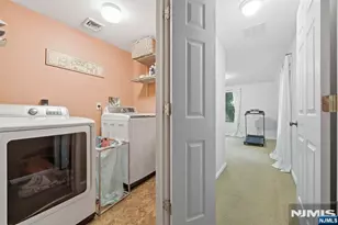 8 N 1st St, Park Ridge, NJ 07656 - Photo 22