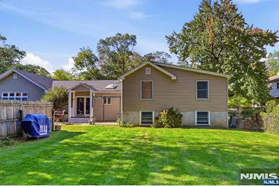 8 N 1st Street, Park Ridge, NJ 07656 - Photo 24