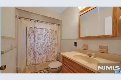 258 9th Street, Palisades Park, NJ 07650 - Photo 20