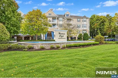 175 Rochelle Avenue 218 #218, Rochelle Park Township, NJ 07662 - Photo 2
