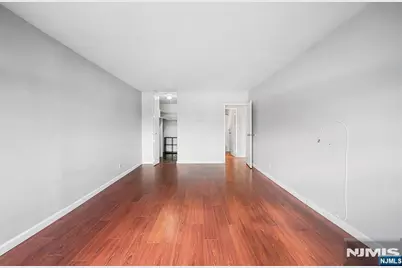 7855 Boulevard 26G #26G, North Bergen, NJ 07047 - Photo 22