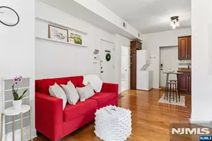 80 Bay Street 7, Montclair, NJ 07042 - Photo 1