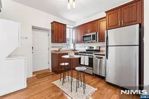 80 Bay Street 7, Montclair, NJ 07042 - Photo 4