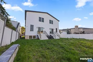 250 Hagan Pl, Secaucus, NJ 07094 - Photo 4