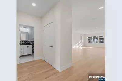 250 Hagan Place, Secaucus, NJ 07094 - Photo 16