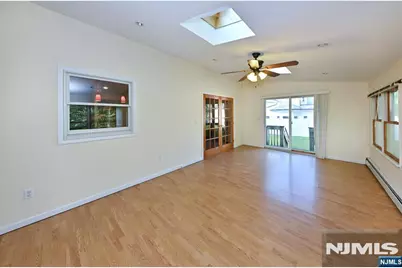600 Mazur Avenue, Paramus, NJ 07652 - Photo 14
