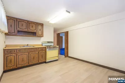 823 Alps Road, Wayne, NJ 07470 - Photo 16